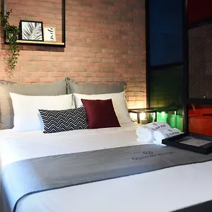 Q Luxury Salonicco